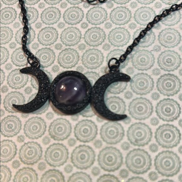 Black Triple Moon Pendant Necklace - Picture 2 of 4